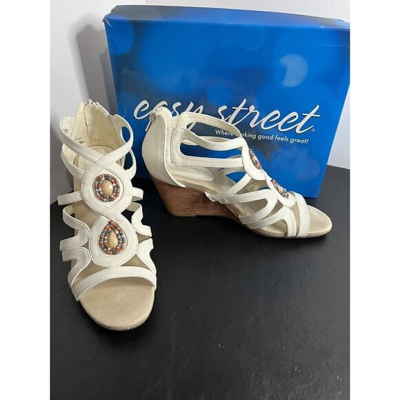 Easy Street Womens Unity Open Toe Casual Platform Sandals White Size 10M - Picture 3 of 16